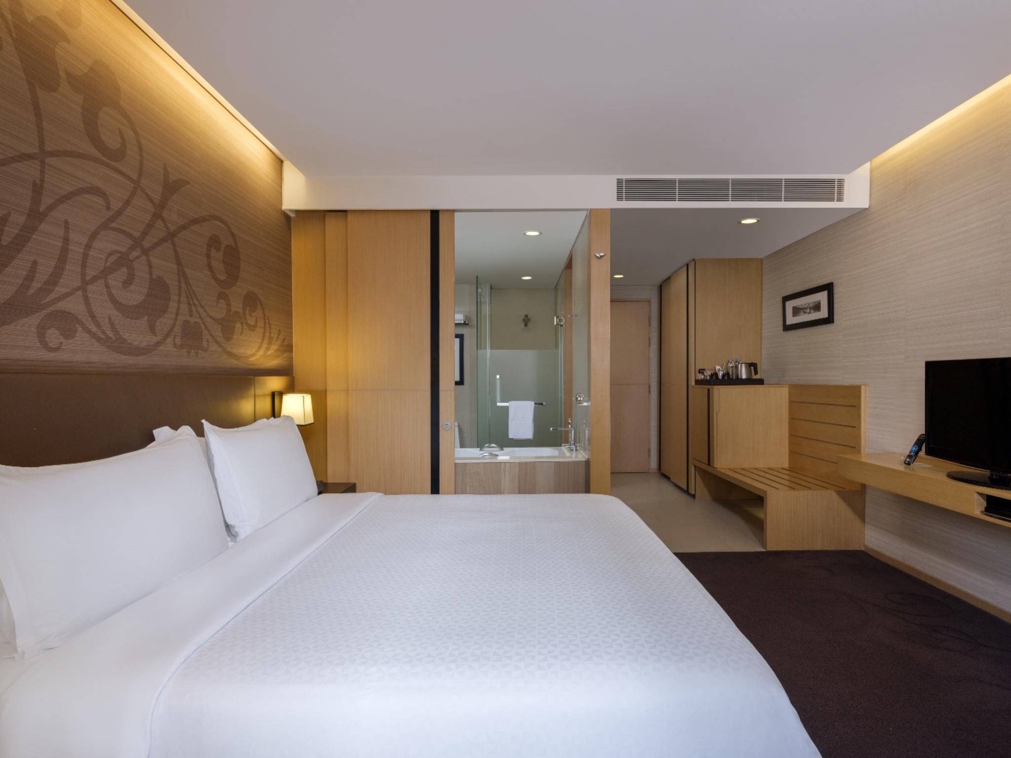 Four Points By Sheraton Bangkok, Sukhumvit 15 מראה חיצוני תמונה