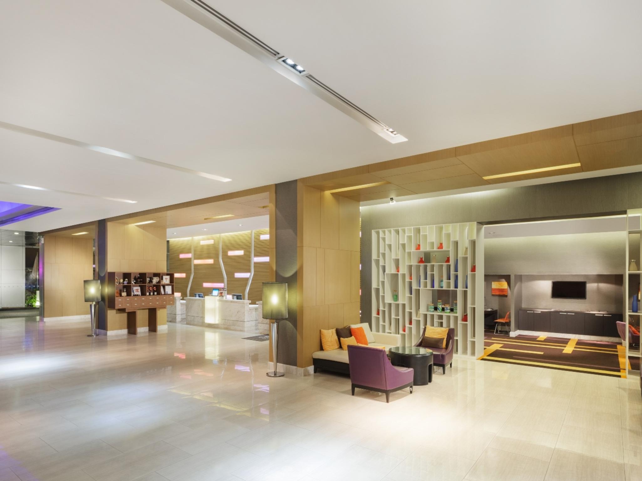 Four Points By Sheraton Bangkok, Sukhumvit 15 מראה חיצוני תמונה