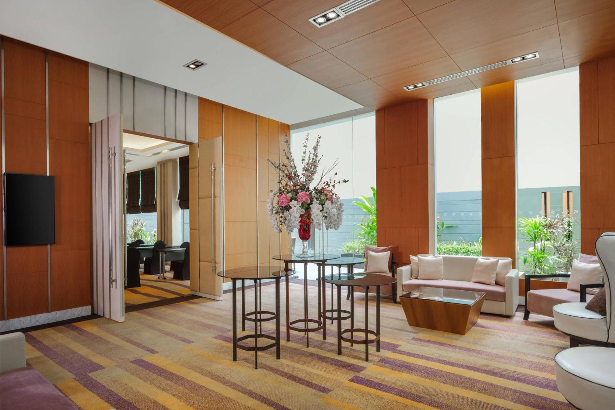 Four Points By Sheraton Bangkok, Sukhumvit 15 מראה חיצוני תמונה