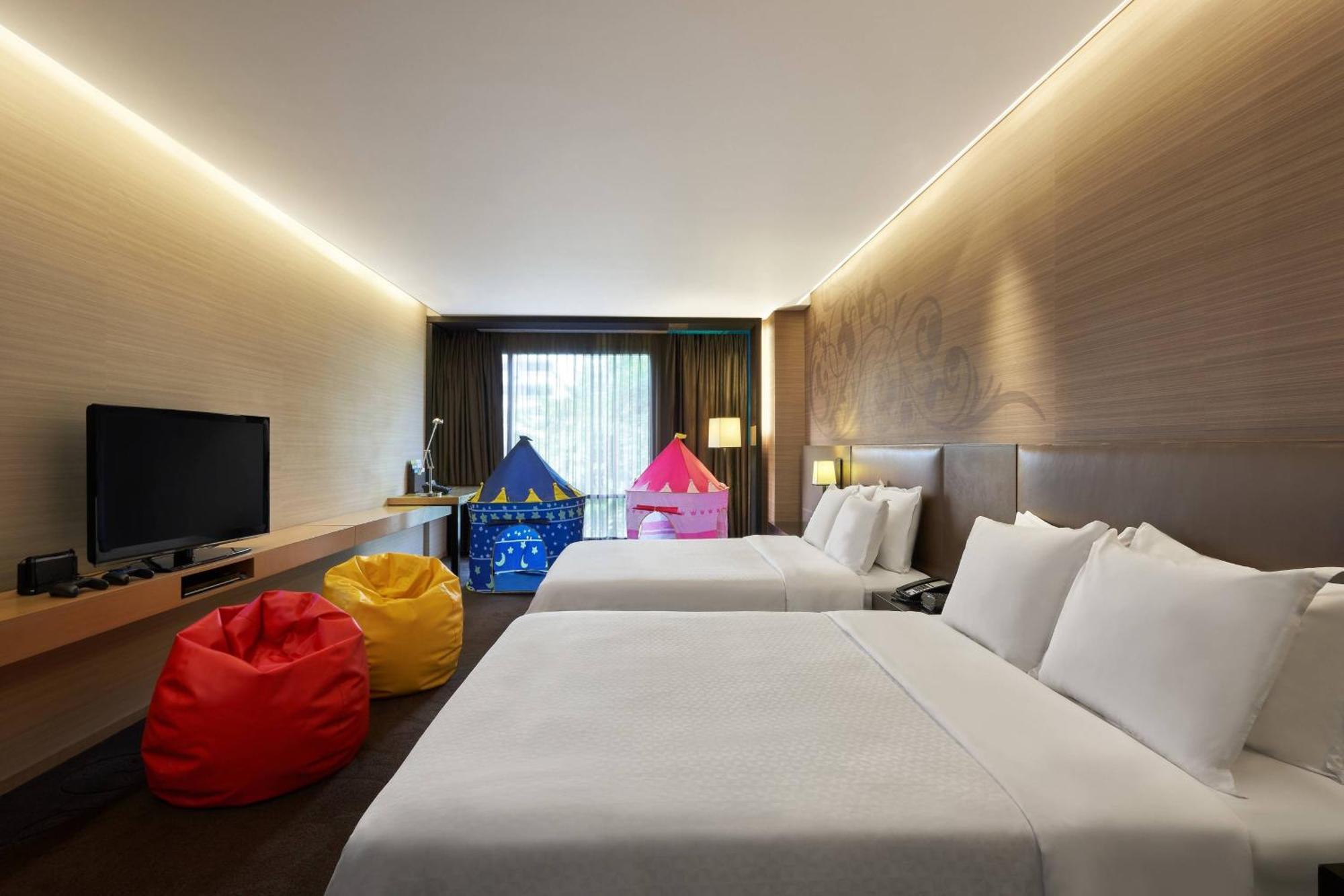 Four Points By Sheraton Bangkok, Sukhumvit 15 מראה חיצוני תמונה